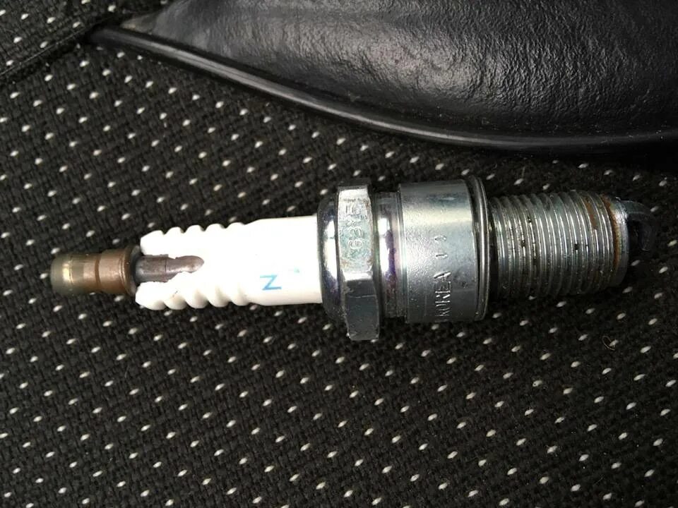 7 артикул. Свечи нжк на ниву шевроле. Нива шевроле 2123 свечи ngk. 2123 свечи зажигания ngk. Свечи на ниву шевроле инжектор.