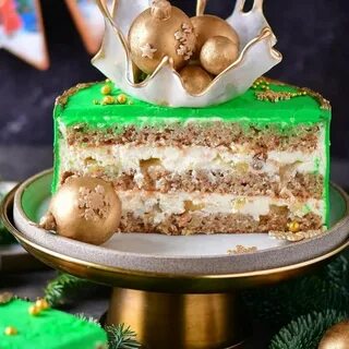 Рецепт торта с ананасом и орехами