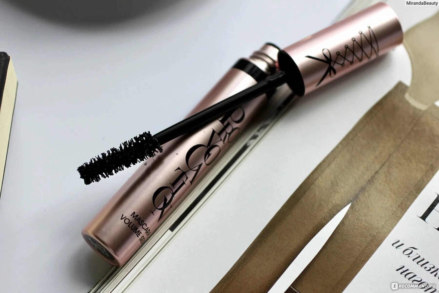 Тушь вивьен сабо. Вивьен сабо иллюзионист тени. Vivienne sabo 2022. Тушь вивьен сабо влагоустойчивая. Косметика вивьен сабо консилер.