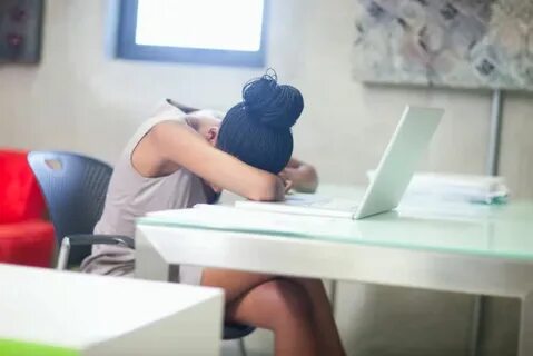 Работаю музой