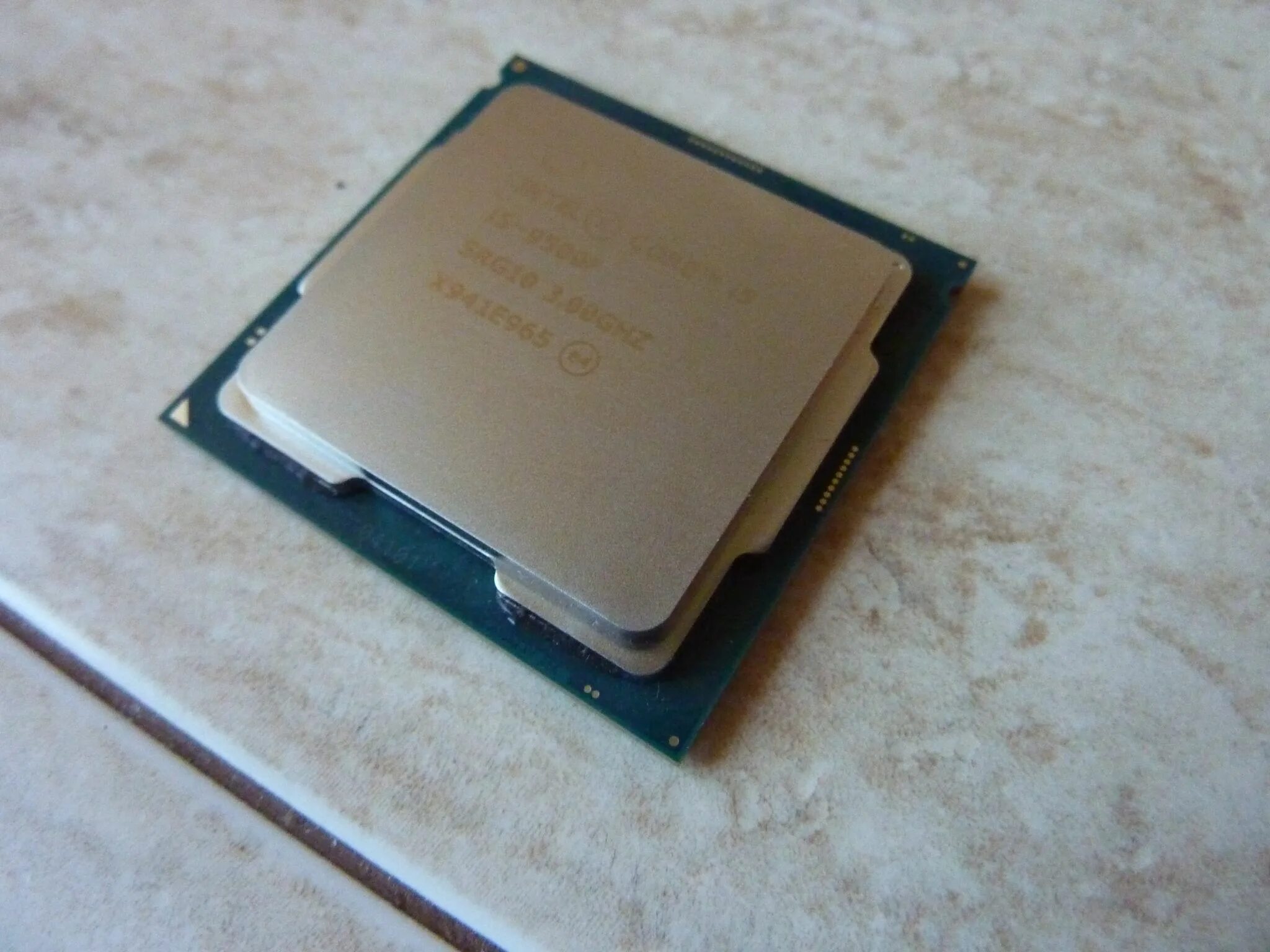 9100f сокет. Intel Core i5-9500. Процессор Intel Core i5-9500f. Intel Core i5-9500 OEM. Intel Core i5-9500f (Box).