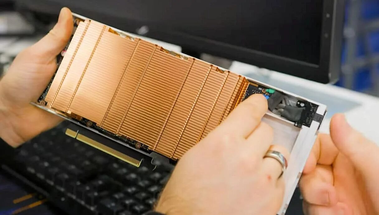 Cmp 170hx. Nvidia cmp 170hx. nvidia cmp 170hx repair. cmp 170hx внутри.