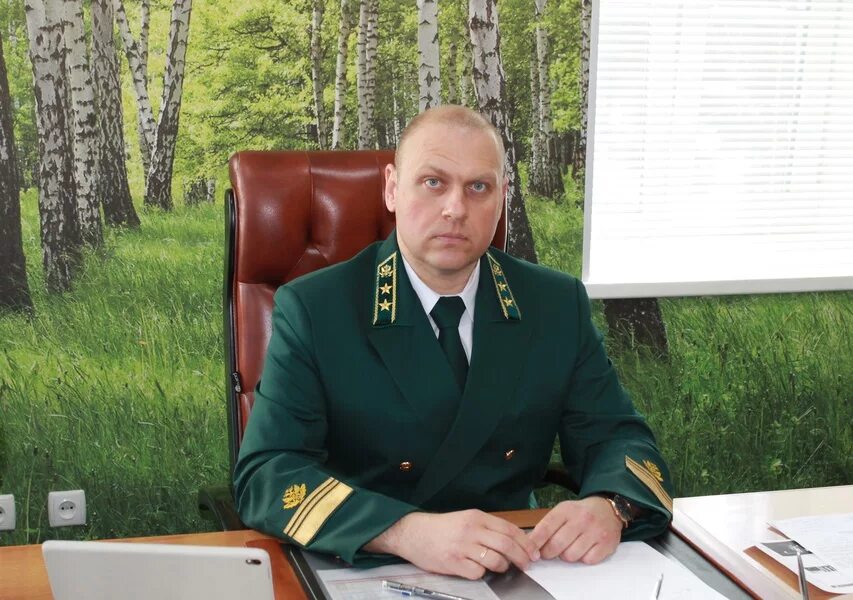 Форма министерства природных ресурсов. Глава администрации Ракитянского района Климов.