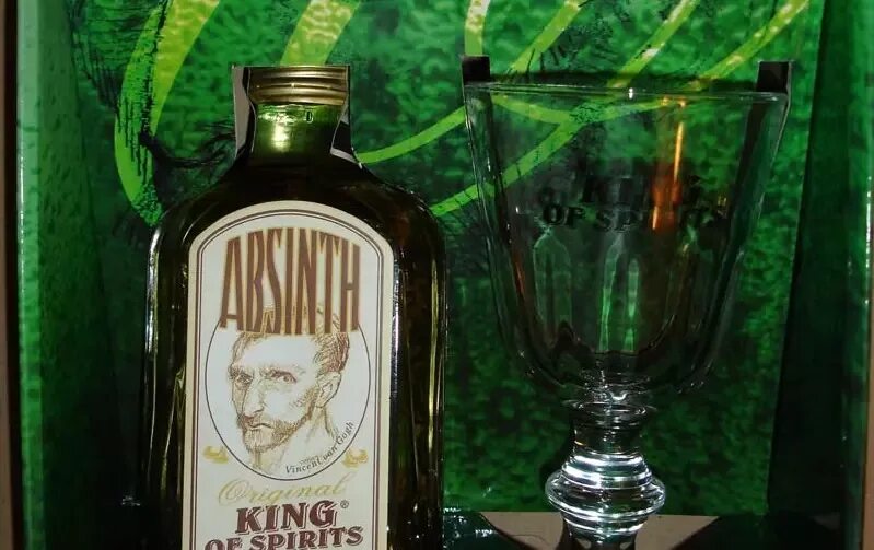 Абсент зеленый череп градусы. Абсент 50 градусов. абсент 90. абсент 90 градусов.