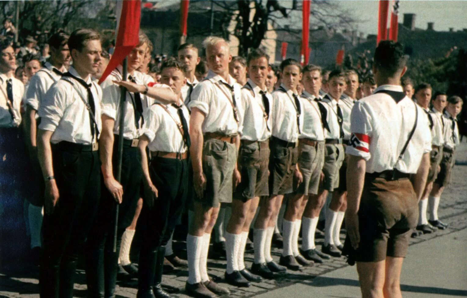 Школа сс. Отряд Гитлерюгенд. Гитлерюгенд в третьем рейхе. Hitler Youth Гитлерюгенд в цвете.