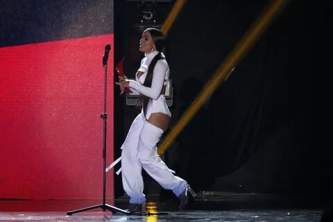 ANITTA Performs at Music Awards in Rio De Janeiro 10/26/2017.