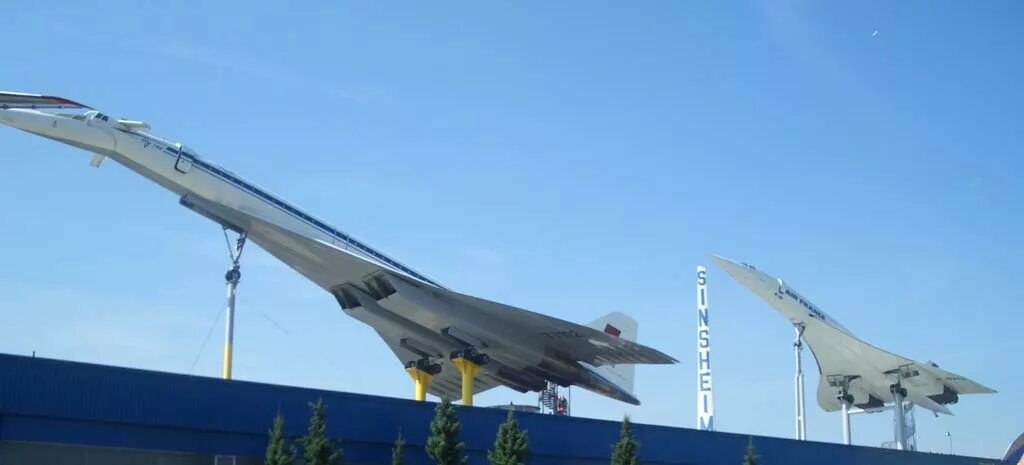 Зинсхайм музей ту-144. Concorde ту 144. Ту-144 и Конкорд в Зинсхайме.