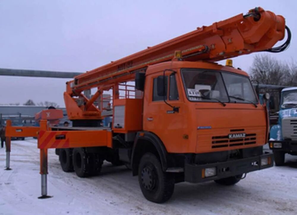 Апт трубы. Автовышка апт 22. апт 32. агп 22 на базе камаз. апт 17м автовышка.