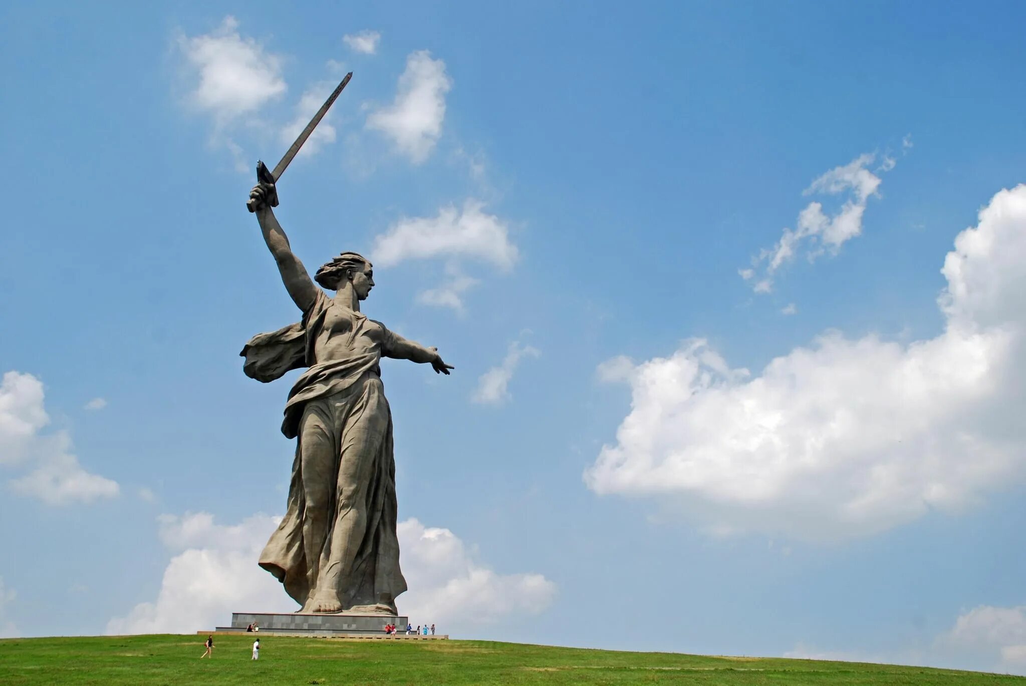 Курган сколько лет. Мамай курган волгоград.