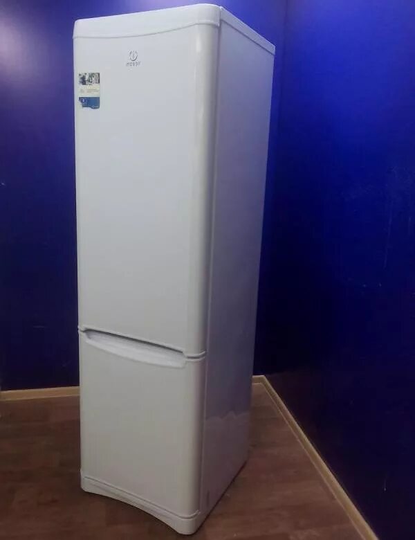 Индезит b20fnf холодильник. Холодильник Индезит b20fnf.025. Индезит b