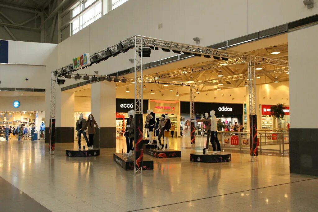 Мега. Ссс магазин обуви уфа мега. Тц мега теплый стан магазины. Магазины в меге. Тц мега теплый стан.