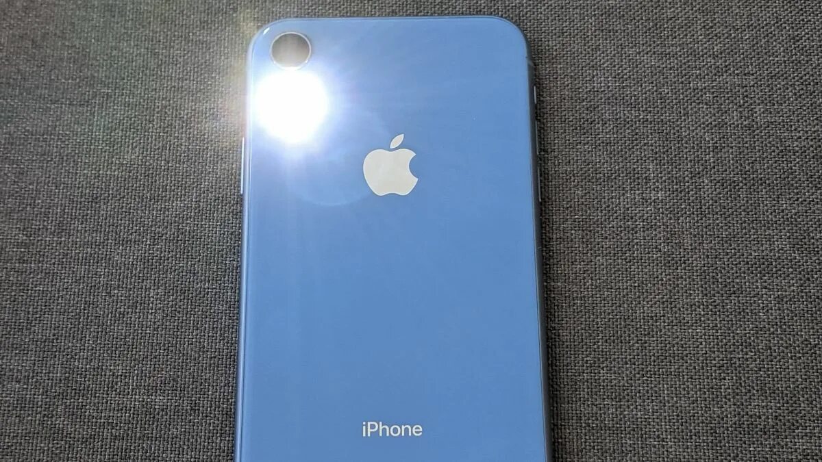 Apple sapphire