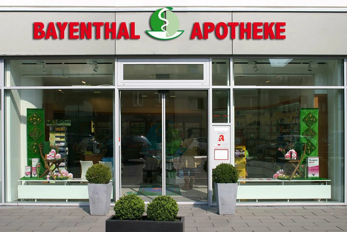 Аптека в Германии. Apotheke аптека. Аптеки в Германии фото. Германские аптеки снаружи. Аптека германия купить