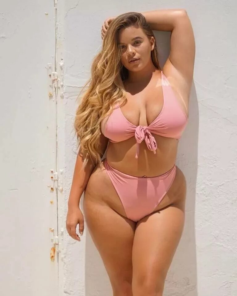 Плюс сайз модель Саванна Сиверс. Savanna Sievers Plus Size модель плюс. Savanna Sievers в бикини. Savanna Sievers в купальнике.