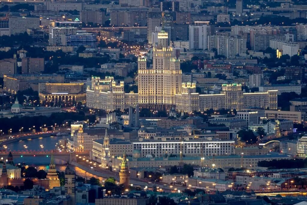 Почему город москва назвали москвой. Москва зовет. Технологический город фото. Этот город называется Москва. Москва войдет в EC.