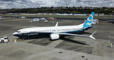 737 max 10