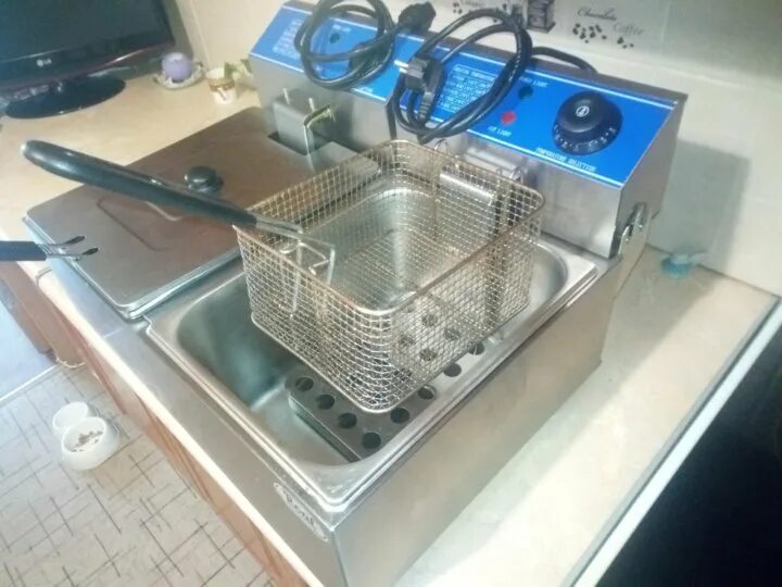 Фритюрница hef 4l. Фритюрница eksi hef-6l-2. фритюрница eksi hef 8l 2 двойная. фритюрница gastrorag hef-81a.