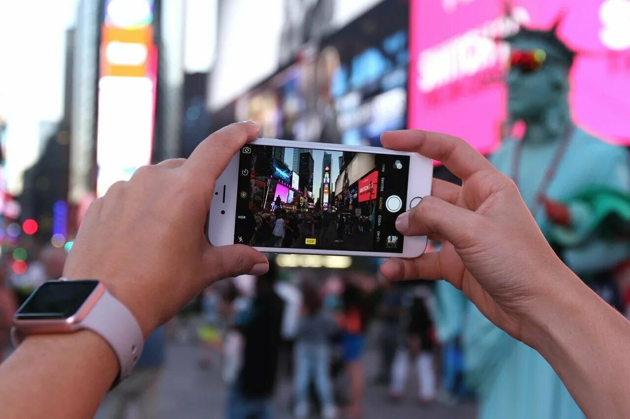 Создание фотографии из видео на айфон. Видео галерея айфон. Apple clips. Создание фотографии из видео на айфон. Андроид селфи.