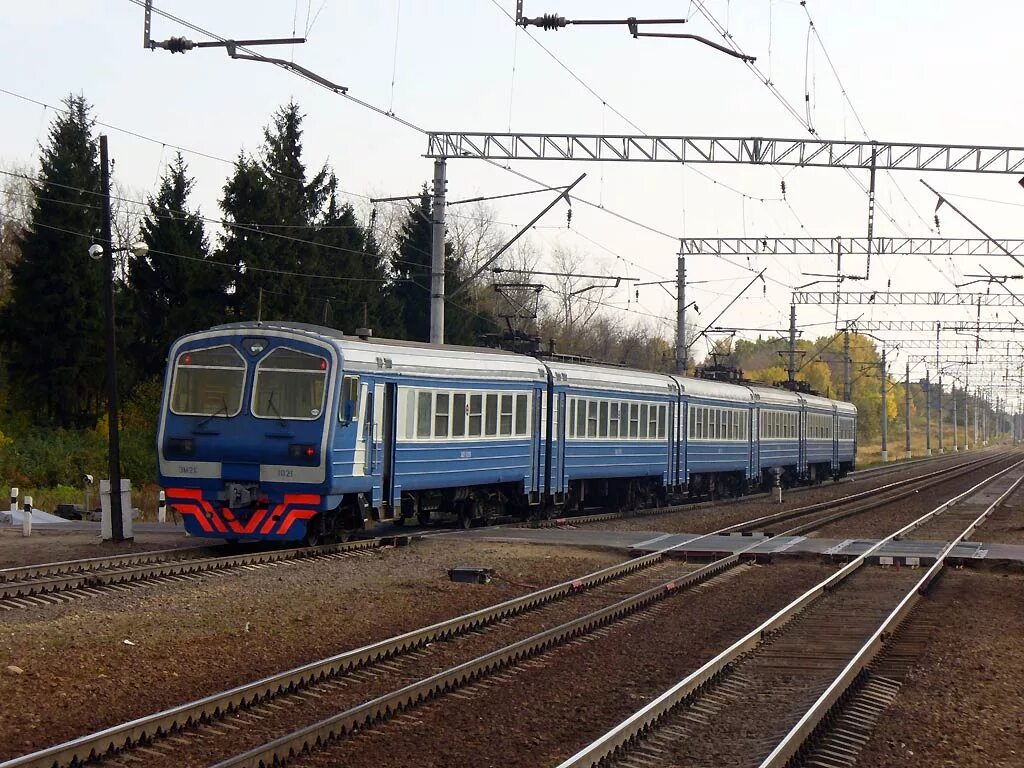 Электричка гусев. Эм2 Домодедово. Эм2-031. Эм2. Эр2к 1021.