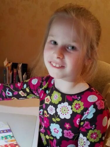 маша 8 лет одноклассники. девушка 8 лет. девочка восьми лет. ребенок 8 лет. девочка маша 8 лет.