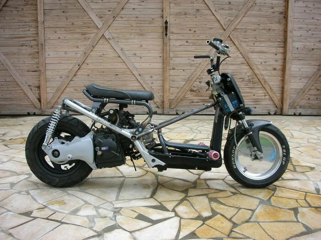 Переделки мопедов. Honda zoomer Trike. Honda zoomer Ruckus. Honda zoomer 250. Honda zoomer 50 кубов.