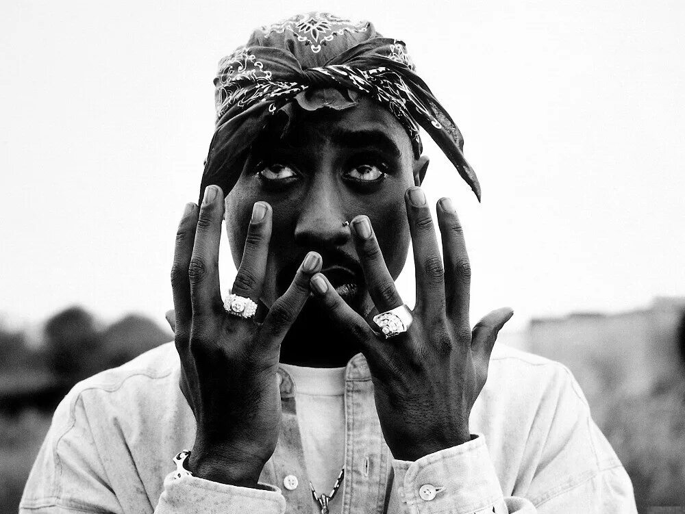 They have money. Тупак Амару Шакур. 2pac. 2pac на аву. 2pac кольца.