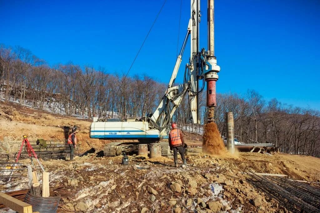 Буронабивные сваи (бнс). Бнс 530 сваи. Буронабивные сваи бнс-1. Буровые установки свай бнс 800. Сваи буровые буронабивные