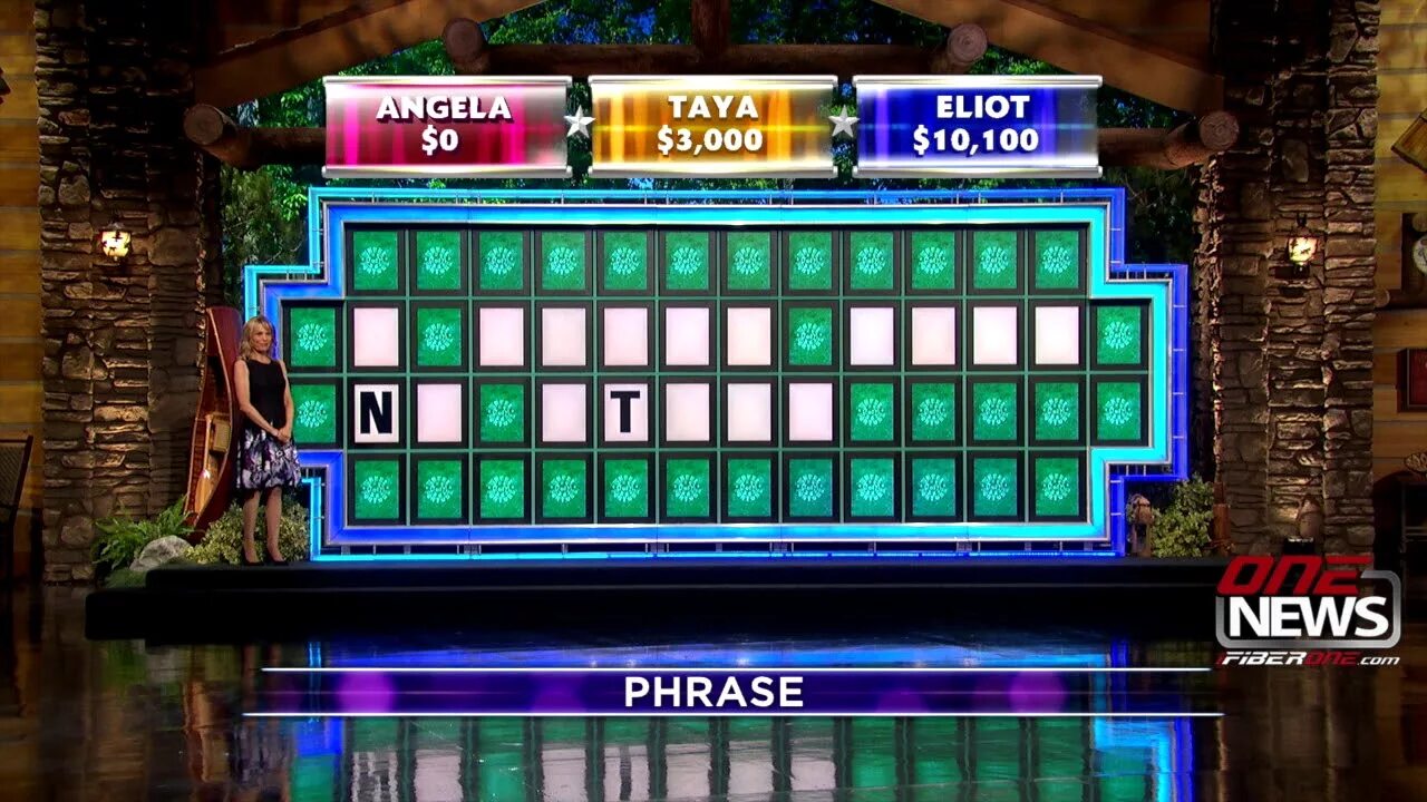 Wheel of fortune игра. Wheel of Fortune. Поле чудес табло. Homescapes Wheel of Fortune. Wheel of Fortune mobile game.