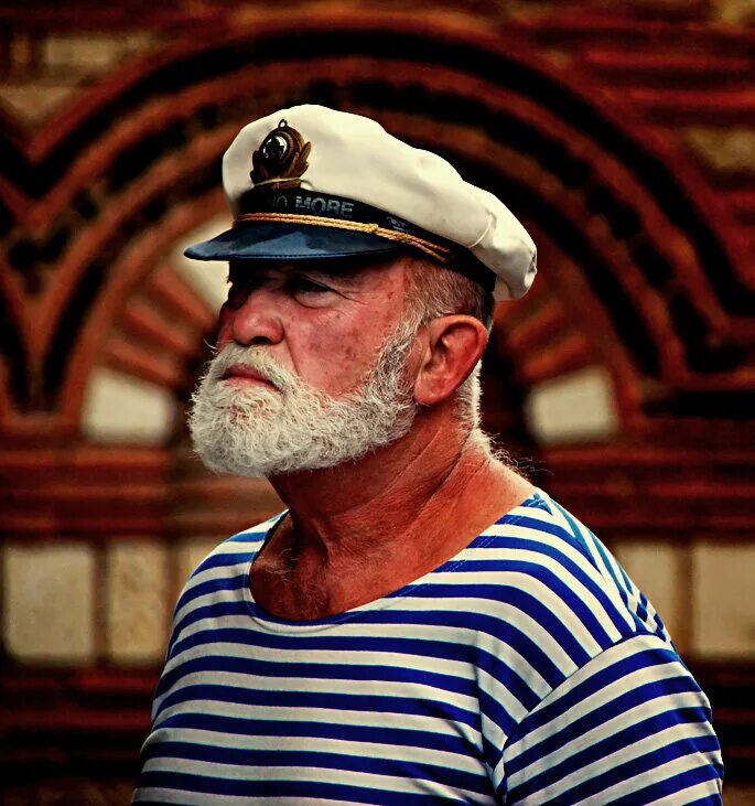 На палубу вышел капитан. Матрос Боцман Капитан Адмирал. Боцман ВМФ. Капитан корабля с бородой.