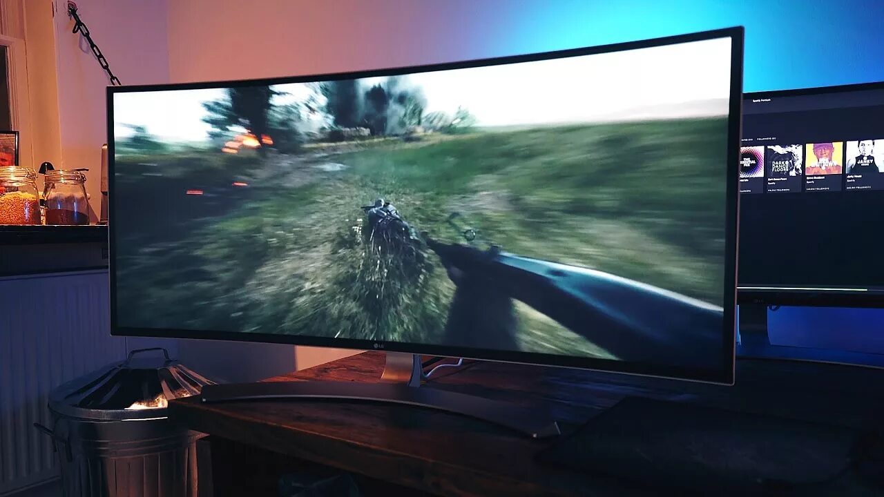 Качество экранов телевизоров. LG 21 9 Ultrawide. LG Ultrawide 27. LG Ultrawide Monitor 38. Монитор LG 21:9 27 дюймов.