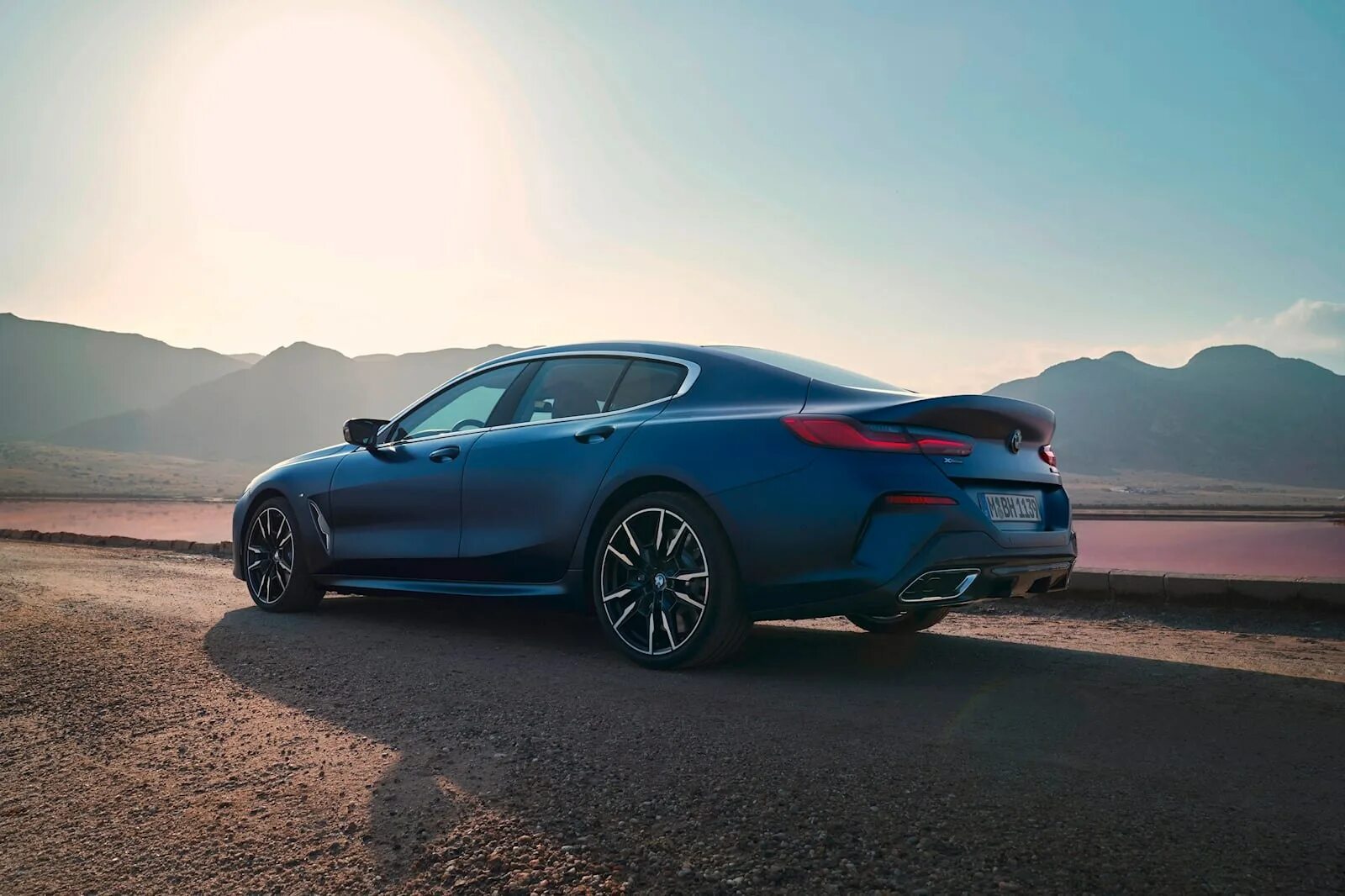Мерседес двухместный спортивный. Bmw 8 series gran coupe 2022. Bmw touring coupe. Bmw m8 coupe 2022. Bmw 8 series.