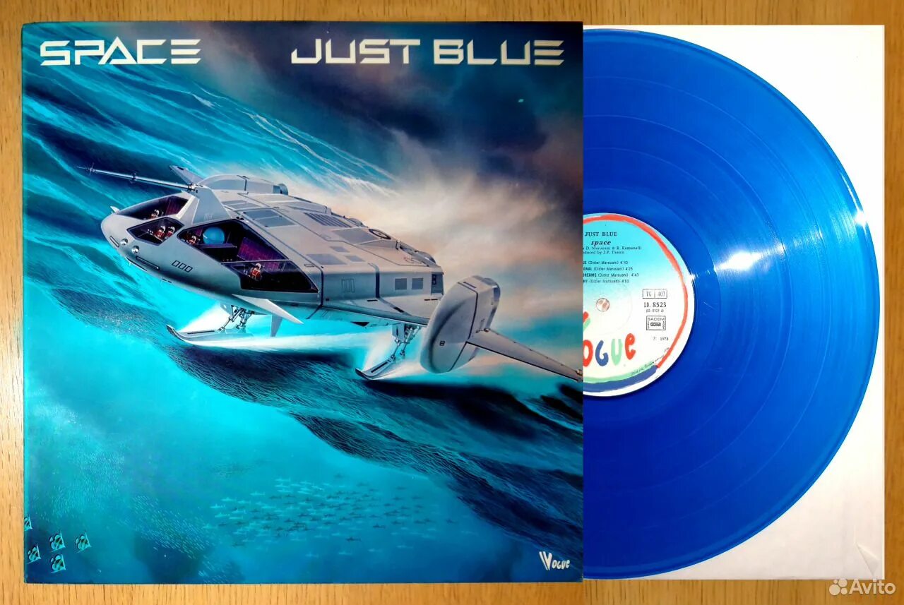 Just cosmic. Just cosmic. 1978 just blue. Группа спейс пластинка. Black space 1978.