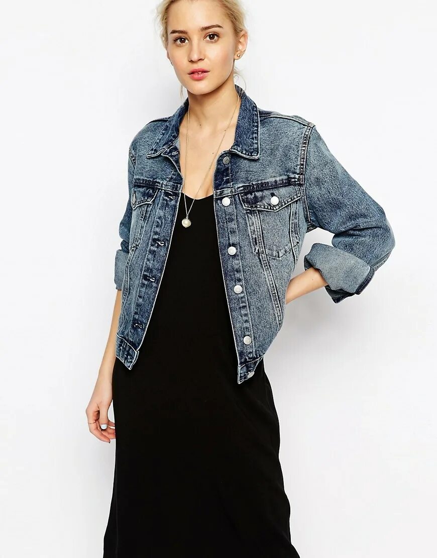 Джинсовая куртка 90-х. Стиль 90 с джинсовой курткой. Мальборо классик джинсовка 2000. Джинсовка версаче из 90-х. Джинсовка 90х.