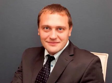 Заместитель директора по корпоративным вопросам
