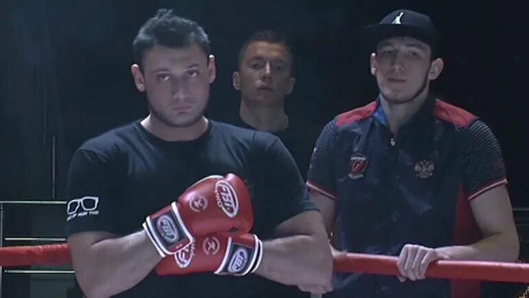 Наврузов национальность. Боец MMA Гаджи Наврузова. Гаджи Наврузов тайский бокс. Гаджи автомат Наврузов. Гаджи Наврузов футболист.