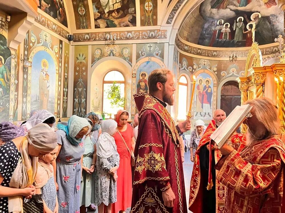 расписание службы храма на обыденском переулке 19. расписание служб в храме апатитов. службы в соборе в липецке расписание богослужений. электросталь богослужение в храме пантелеймона. электросталь богослужение в храме пантелеймона.