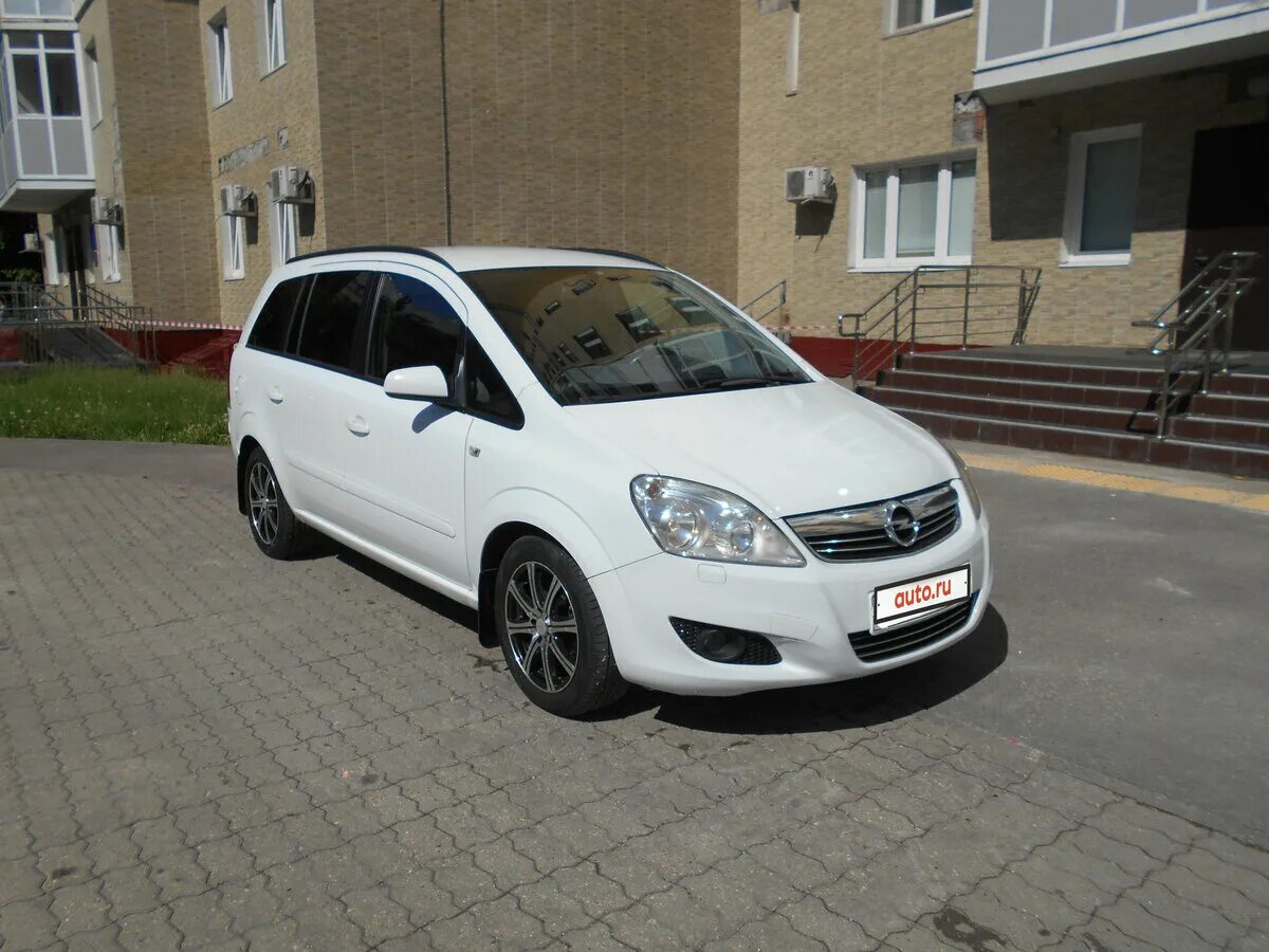 Зафира б 2008г. Опель Зафира 2008 года. Опель Зафира белый 2013. Zafira b 2008. Опель Зафира 2011 белая.