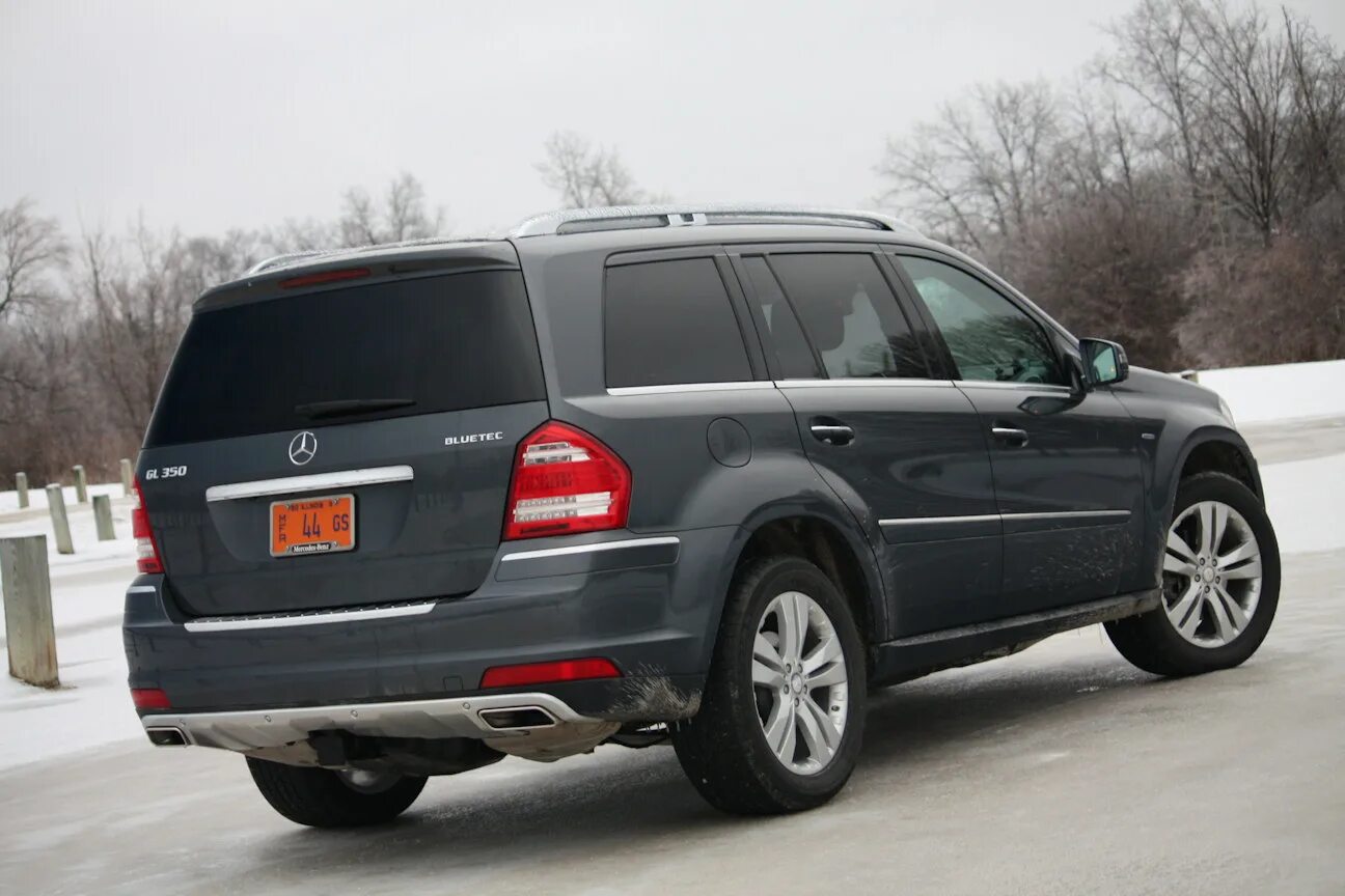 Мерседес бенц gl450 4matic. Mercedes-benz gl-класс 3. Мерседес внедорожник gl450. Mercedes benz gl 350 2011. Mercedes-benz gl-class 450.