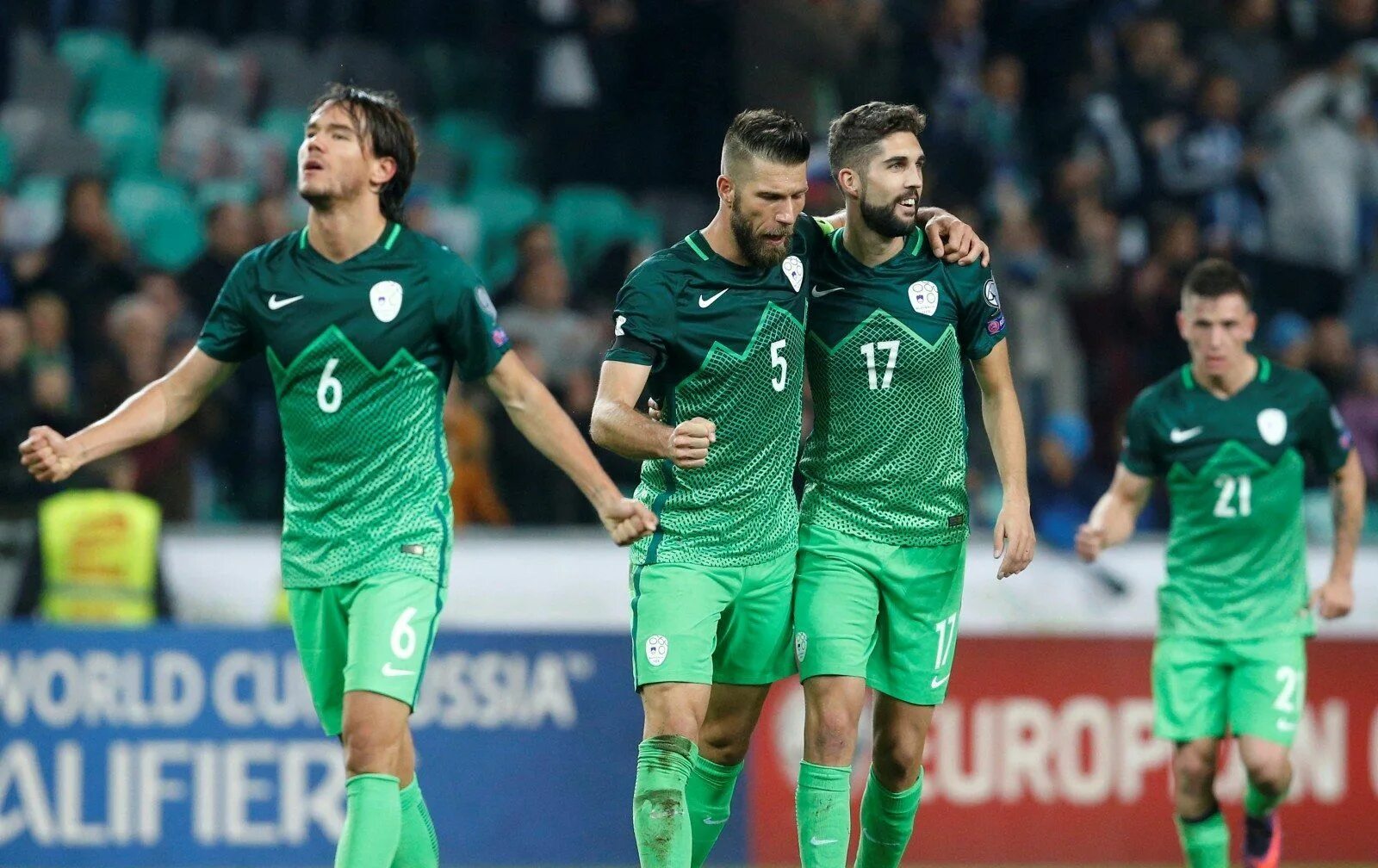 Сборная словении по футболу 2019. Форма сборной словении по футболу. Slovenia football. Форма сборной словении по футболу. Сборной словении по футболу.
