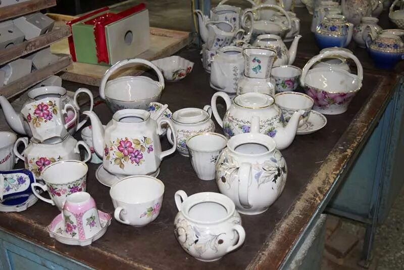 Сысерть свердловская фарфор. Малышева 41 сысертский фарфор. Уральский фарфоровый завод сысерть. Фарфор сысерти сайт. Фарфор сысерти сайт.