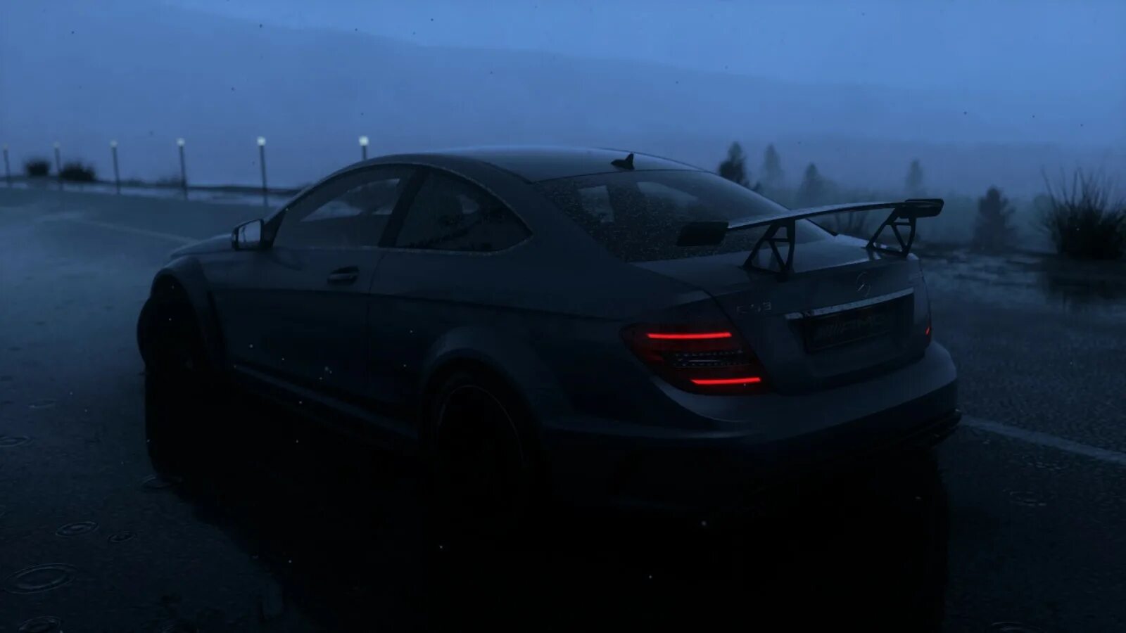 Мерин в полосы. DRIVECLUB Mercedes SLS. Мерседес в тумане.
