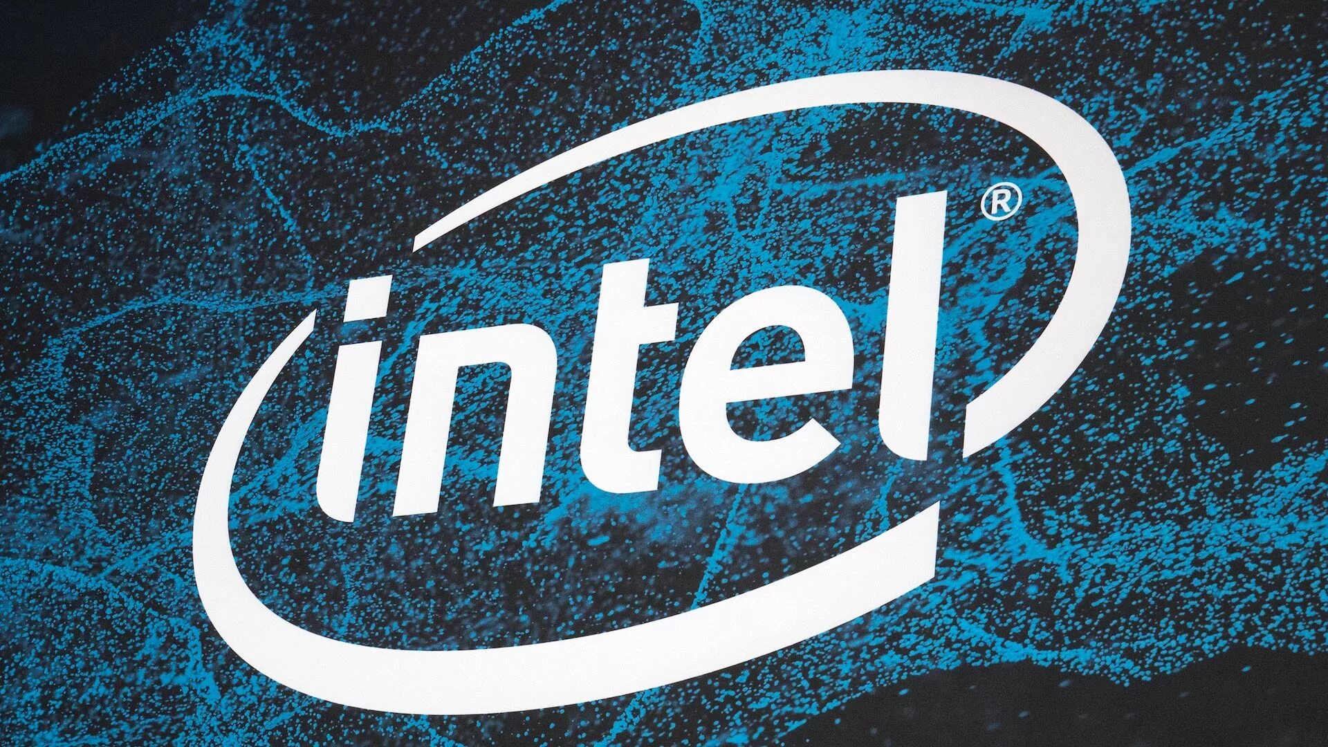 Интел. Компания Intel логотип. Логотип компании in. Первый логотип Интел. Интел логотип