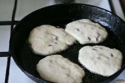 Сладкая тесто на сковороде