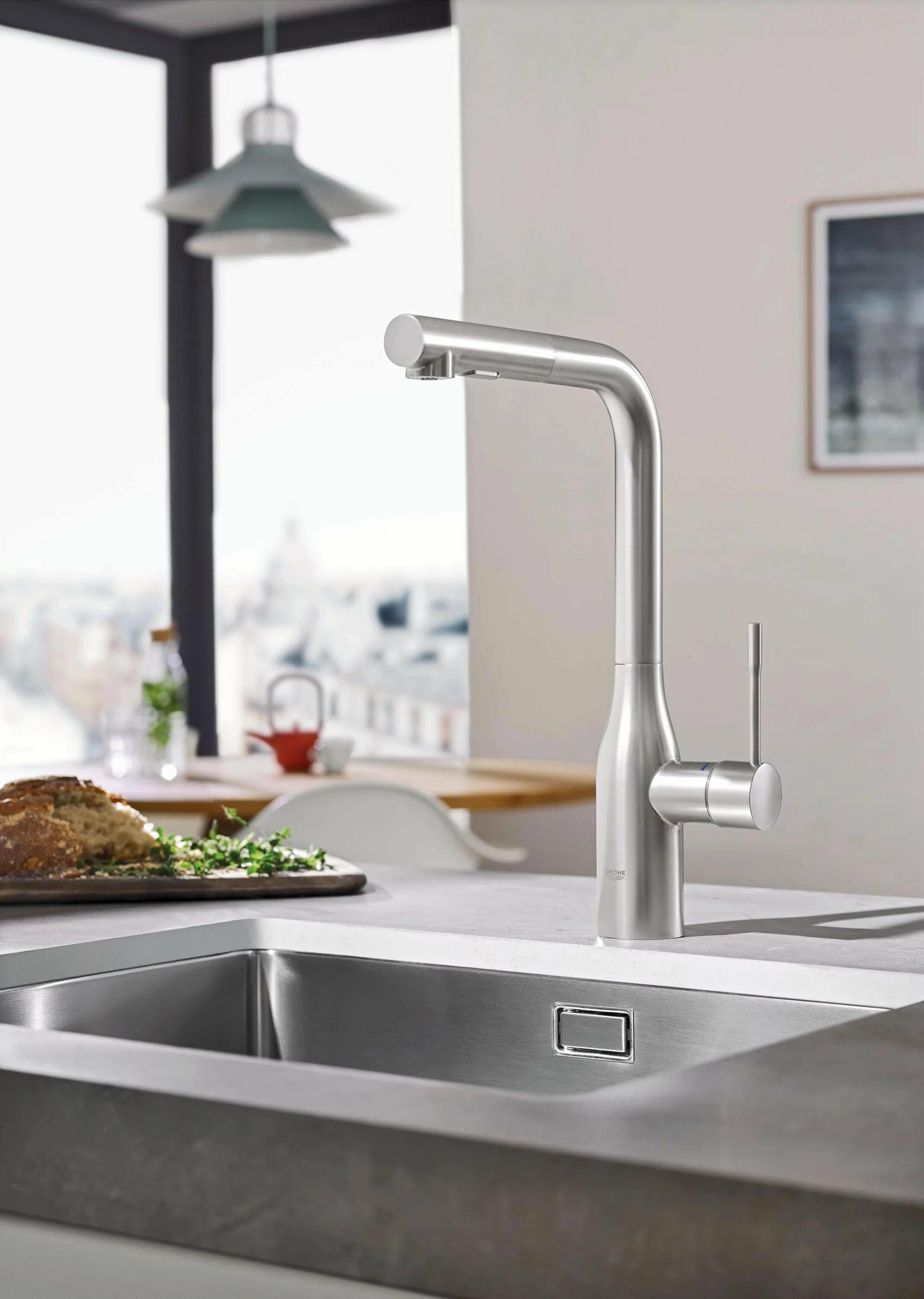 Grohe essence смеситель кухня. Эссенция лейка. Fluent water. Grohe essence для кухни. Лейка альтернатива "евро", 10л.