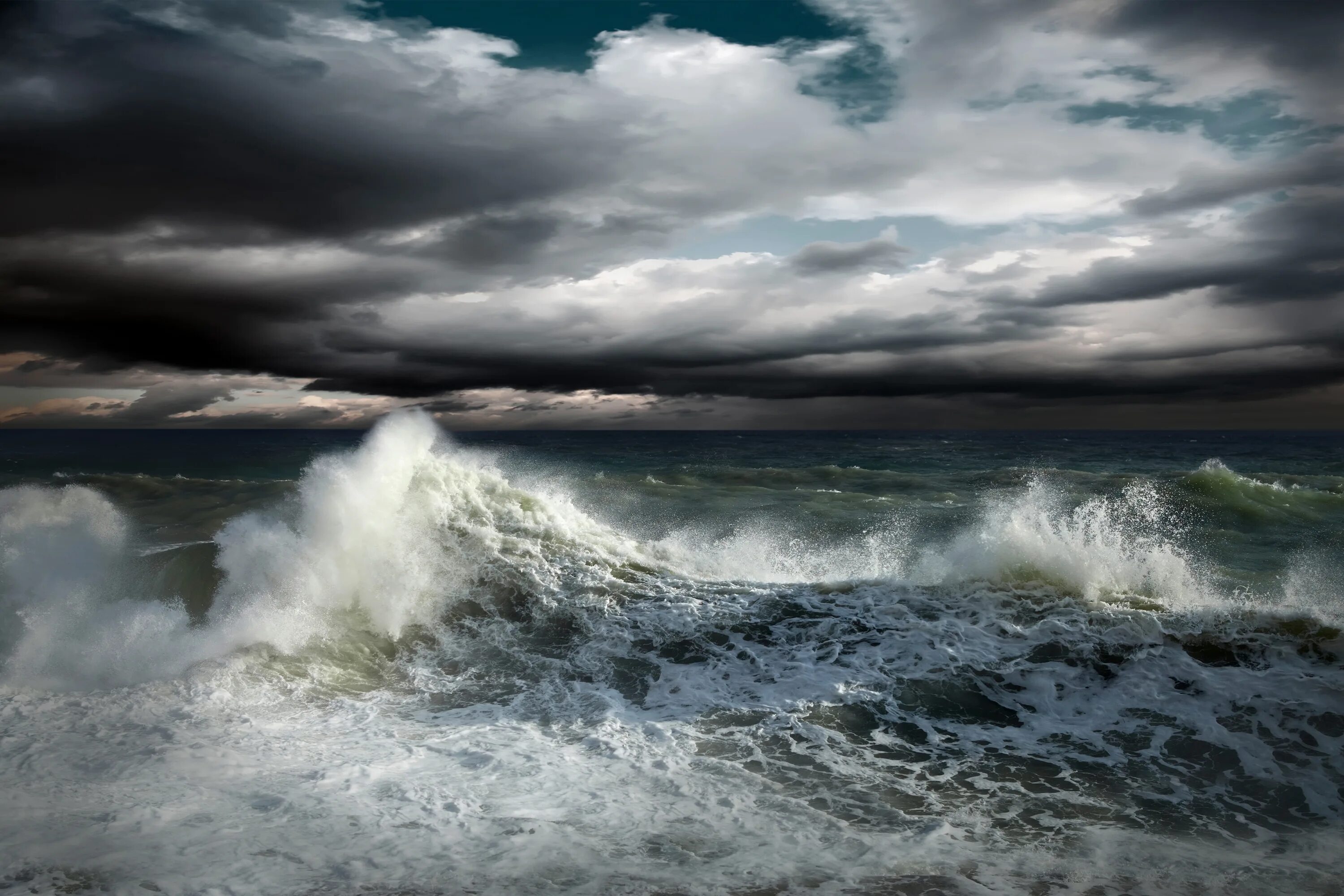 Каспийское море шторм. Тихий океан шторм. Неспокойное море. Бушующее море.