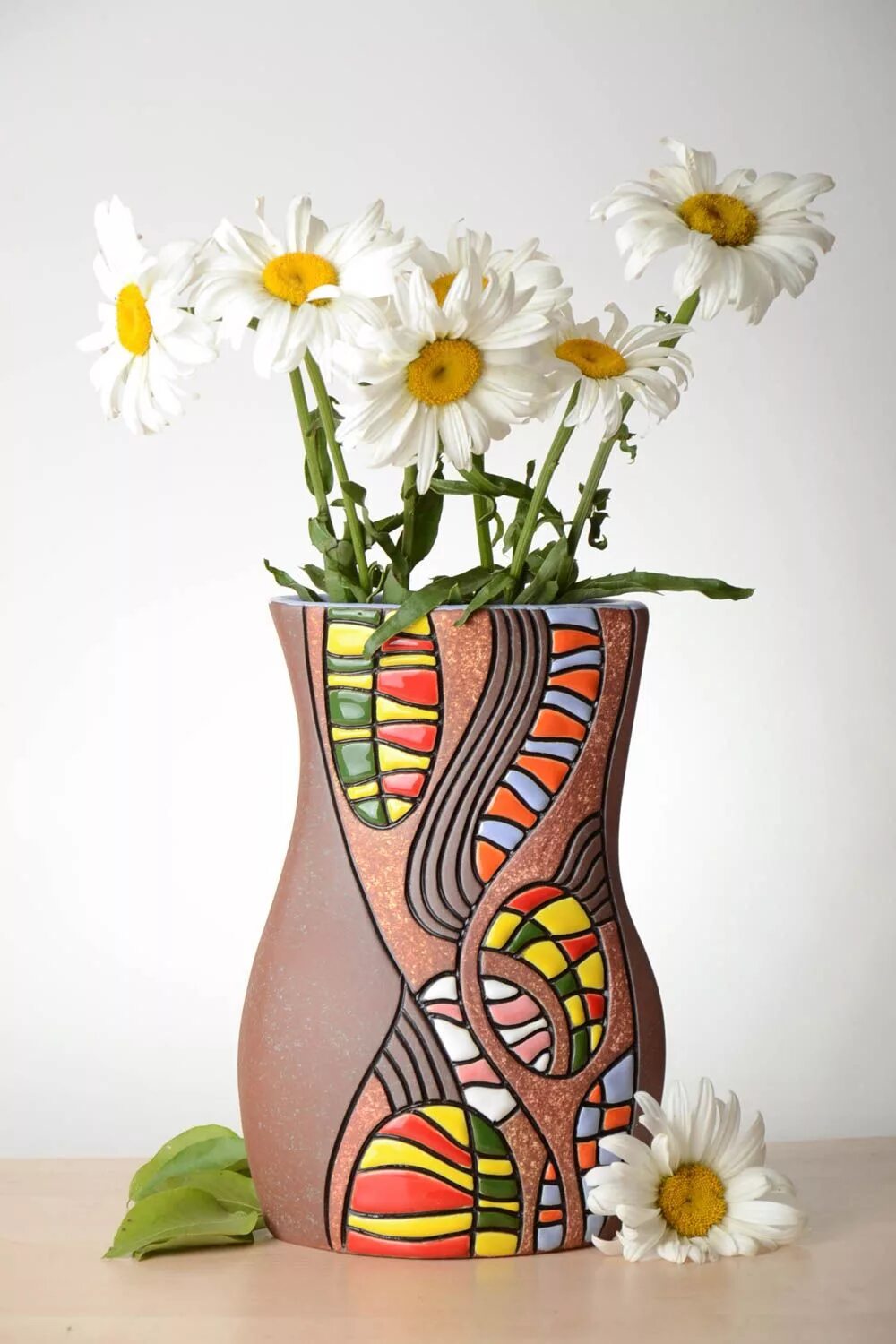 Ваза необычной формы. Необычные вазы. Необычные вазы для цветов. Красивые вазы для интерьера. Необычные вазы с цветами.