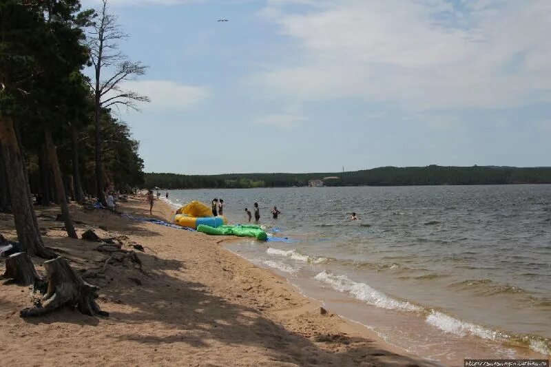Боровое в новосибирске. Село боровое новосибирская область. Боровое в новосибирске. Обское водохранилище боровое. Пляж в боровом новосибирск.