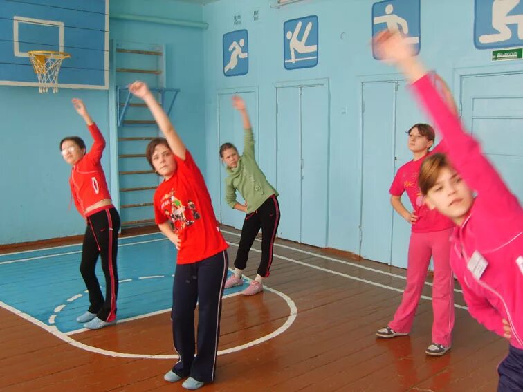 учитель физкультуры в 17 школе. саланчикская школа интернат. спортивная школа вихоревка. эльбанский психоневрологический интернат. головинщино школа спец интернат.