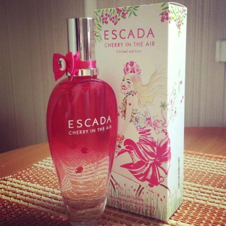 Туалетная вода малина. Escada Cherry in the Air 100 мл. Escada Cherry 100 мл. Escada Cherry in the Air (Парфюм Эскада) - 100 мл.. Эскада духи сладкий аромат.