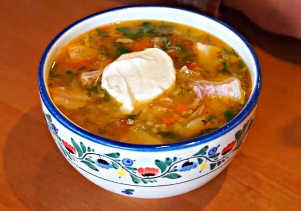 какие щи являются традиционными вологодскими кислые. костромские серые щи. щи с капустой. щи 19 века русские. щи в чугунке в русской печи.